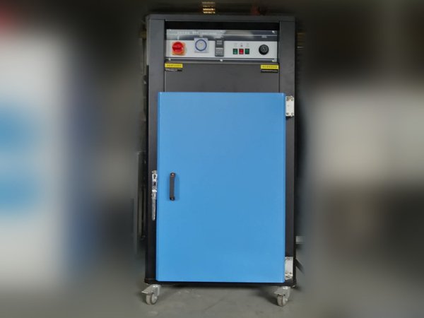 箱(xiang)形幹燥(zao)機